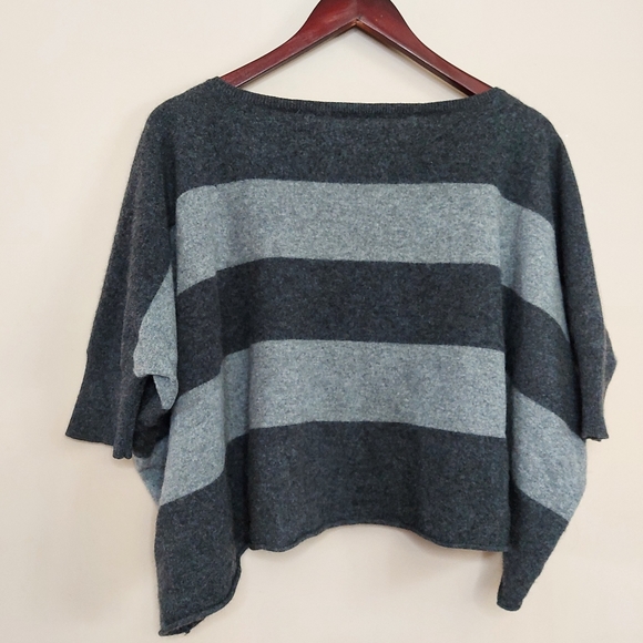 Vince Cashmere Striped Bateau Neckline Oversize Sweater Gray Size XS/S - Picture 4 of 4